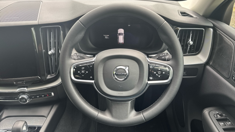 Volvo Xc60 2.0 B4P Plus Dark 5dr Geartronic Petrol Estate